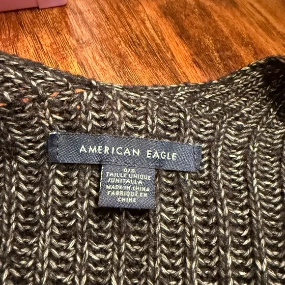 American Eagle Outfitters Black and Gray Knit Poncho/Shrug - Picture 3 of 10